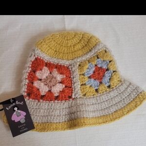 David And Young Crochet Multicolored Women's Flower Hat Bucket Hat Hippie Retro